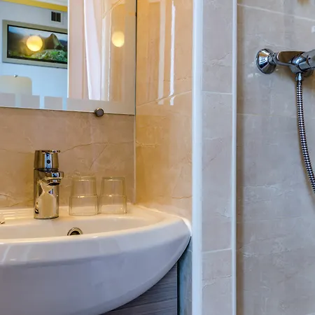 Hotel Avenir Montmartre Paris