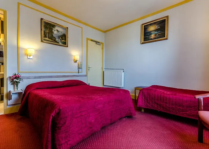 Avenir Montmartre Отель