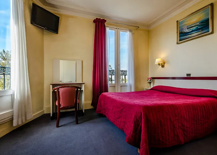 Avenir Montmartre Отель 2*