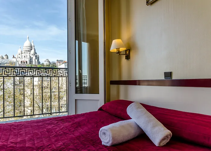 Avenir Montmartre Отель Париж