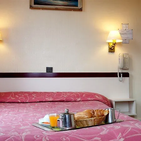 Avenir Montmartre Отель 2*