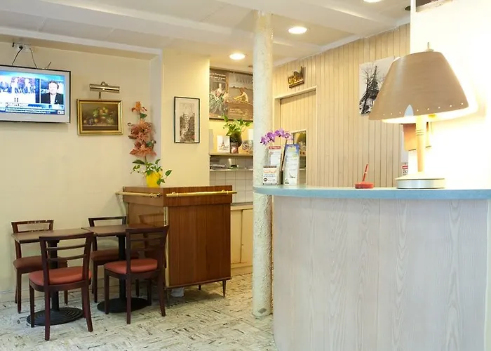 Hotell Avenir Montmartre 2*