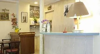 Avenir Montmartre Hotel Parigi